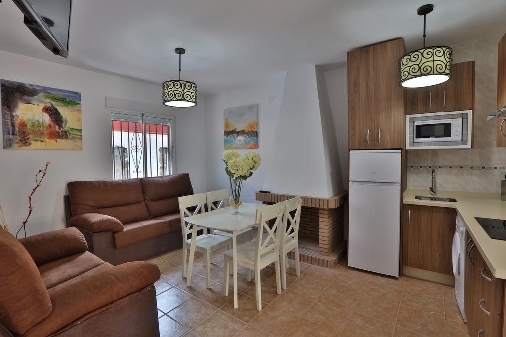 קוטו ריוס Apartamentos El Madronal מראה חיצוני תמונה